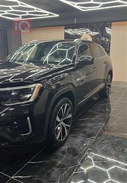 ڤۆڵکسواگن ئەتڵەس کرۆس سپۆرت